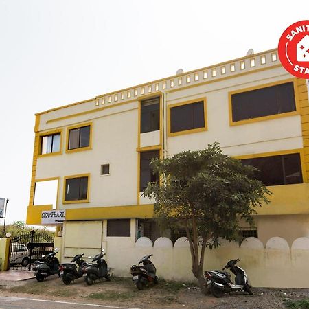 فيساخاباتنام Oyo 69511 Hotel Sea E Pearl المظهر الخارجي الصورة