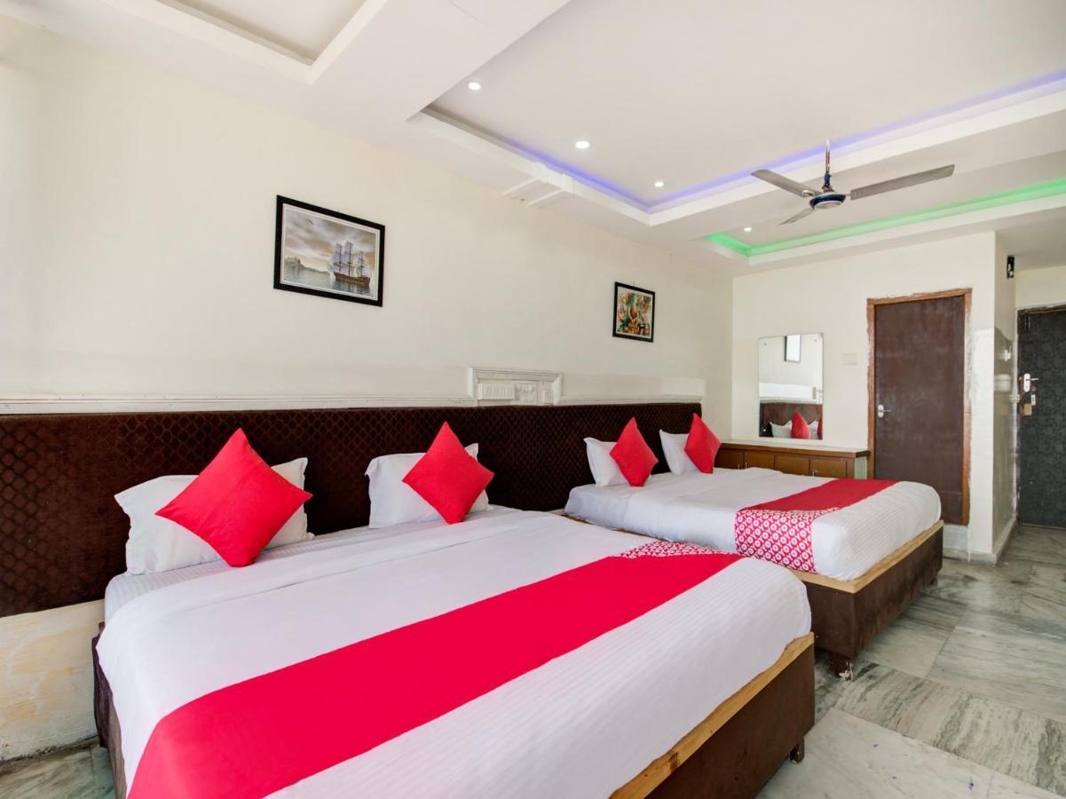 فيساخاباتنام Oyo 69511 Hotel Sea E Pearl المظهر الخارجي الصورة