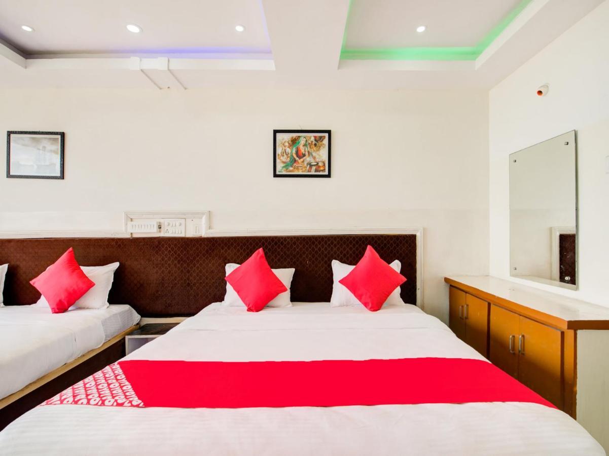 فيساخاباتنام Oyo 69511 Hotel Sea E Pearl المظهر الخارجي الصورة