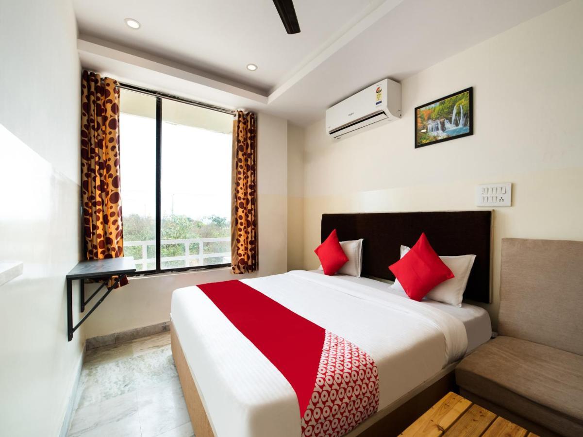 فيساخاباتنام Oyo 69511 Hotel Sea E Pearl المظهر الخارجي الصورة